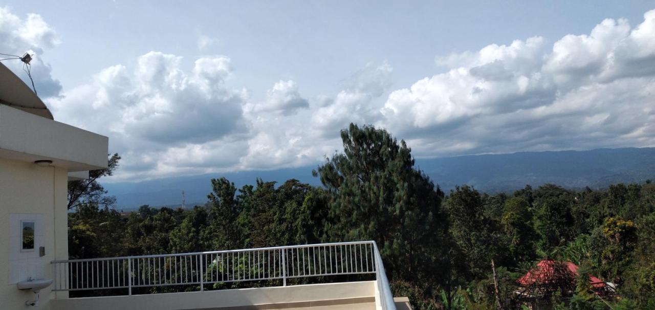 Africa Natural Tours - Kilimanjaro White House Hotel Moshi Exterior photo