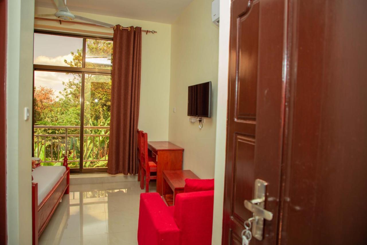 Africa Natural Tours - Kilimanjaro White House Hotel Moshi Exterior photo