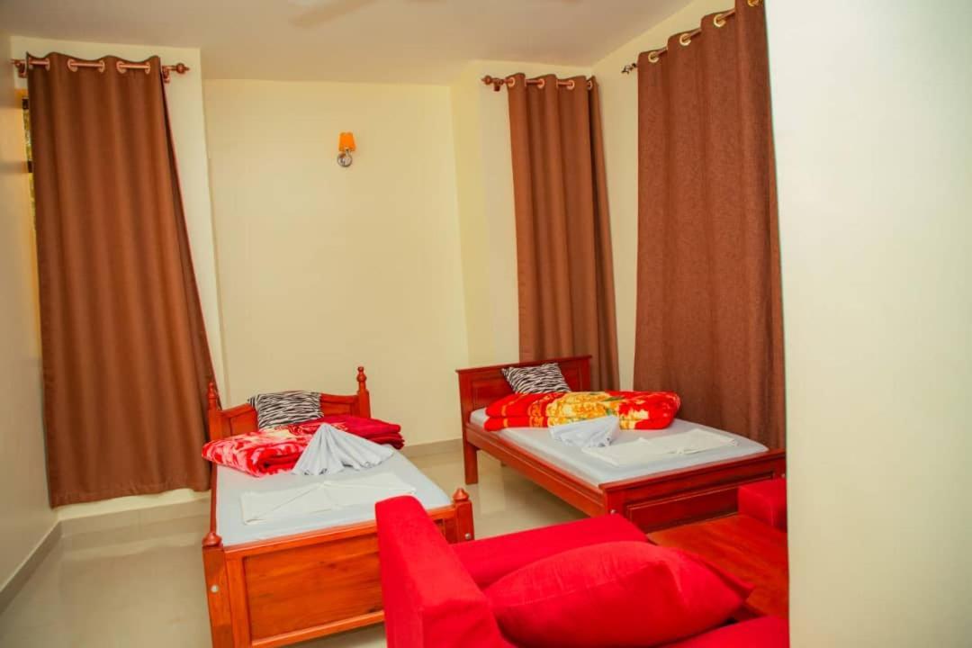 Africa Natural Tours - Kilimanjaro White House Hotel Moshi Exterior photo